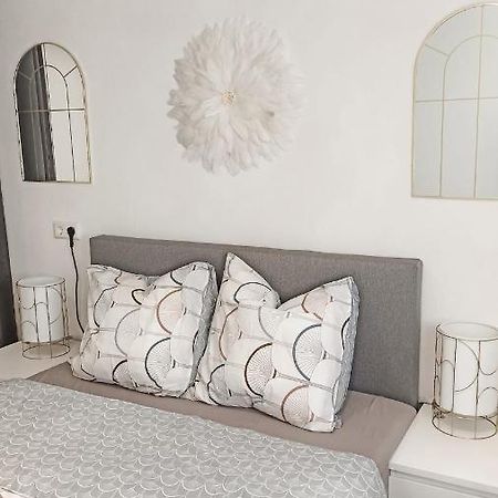Schone 2 Zw In Sindelfingen - Maichingen *Daimler Διαμέρισμα Εξωτερικό φωτογραφία