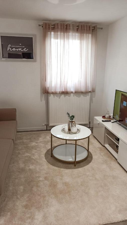 Schone 2 Zw In Sindelfingen - Maichingen *Daimler Διαμέρισμα Εξωτερικό φωτογραφία