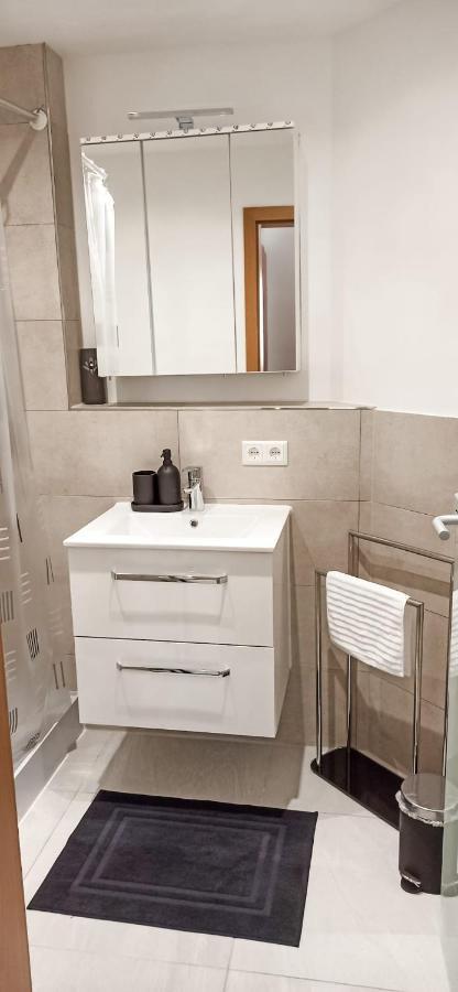 Schone 2 Zw In Sindelfingen - Maichingen *Daimler Διαμέρισμα Εξωτερικό φωτογραφία